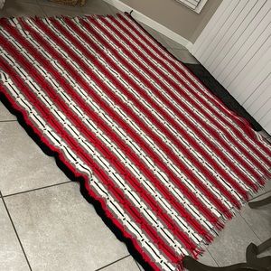 Afghan size‎ 82” x 82” great craftsmanship